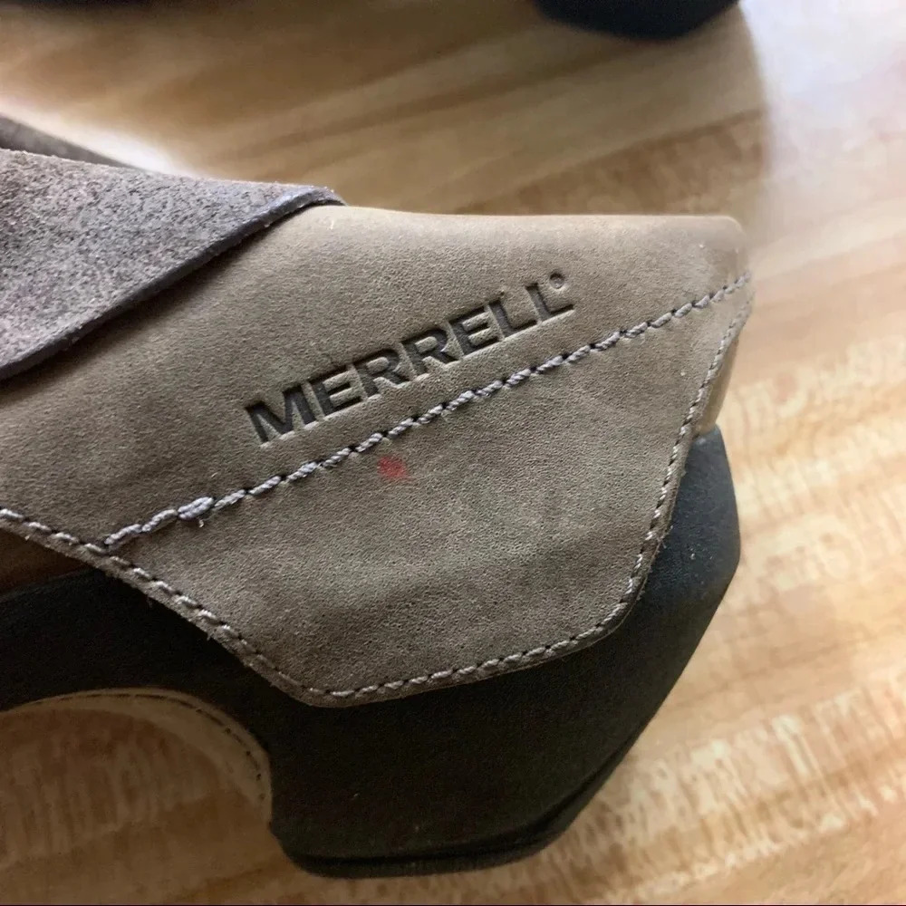 Merrell suede slip on clogs - Picture 9 of 9